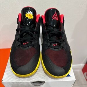 Nike Kids Black and Yellow Sneakers